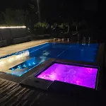 Royal Con Piscine Calda E Fredda Парма
