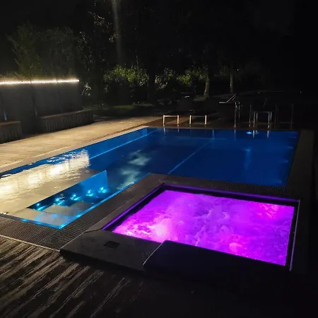 Royal Con Piscine Calda E Fredda Parma