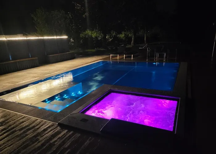 Royal Con Piscine Calda E Fredda Parma